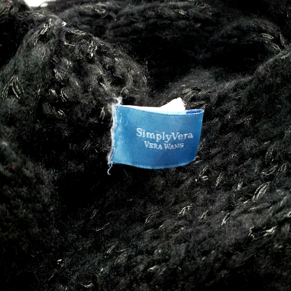 SIMPLY VERA Knit Infinity Scarf Winter Wear Mini Sequins Black Silver Sparkles - Picture 5 of 7